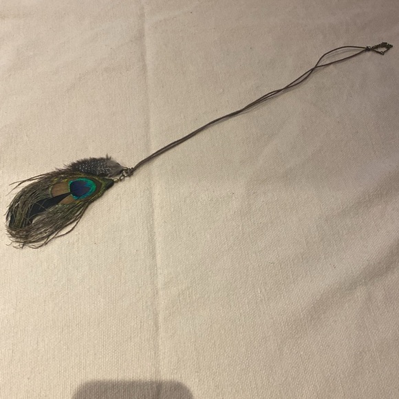 ALDO Feather Necklace - Picture 7 of 7